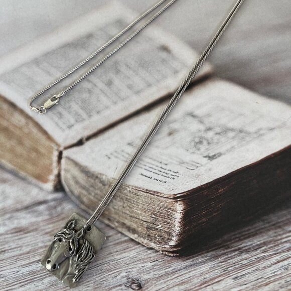 ARTISAN Sterling Necklace with Horse Pendant that says: "Here's Lookin' at Ya'" - Picture 5 of 11